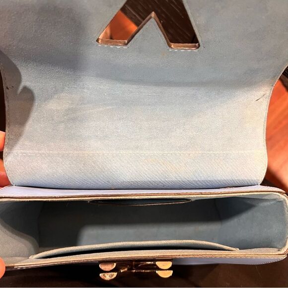 Louis Vuitton Limited Edition EPI Early Bird Twist Lock Crossbody - Picture 7 of 12